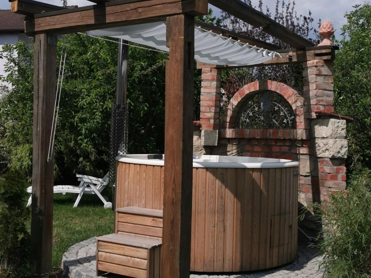 Wonderful Apartment With Barrel Sauna Stockheim  Bagian luar foto
